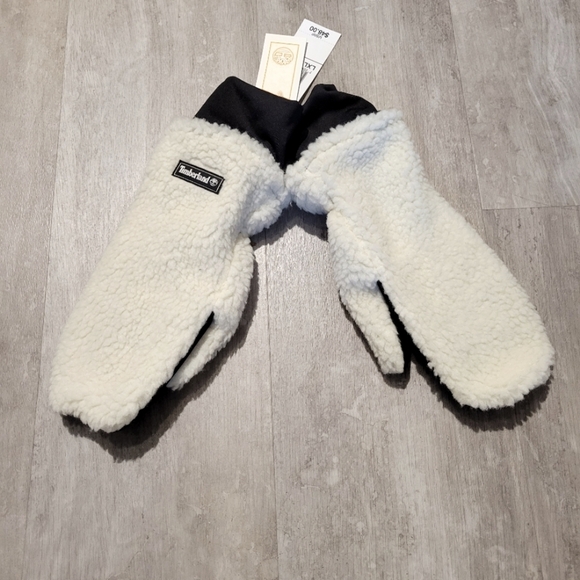 Timberland White and Black Mittens - Picture 1 of 4